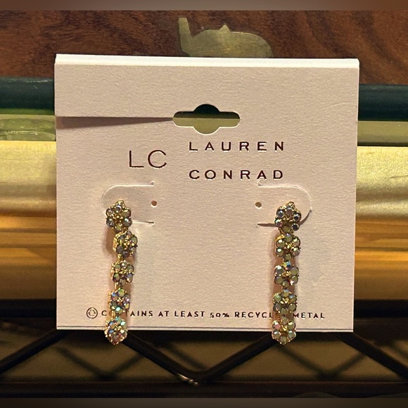 LC Lauren Conrad Crystal Flowers Drop Earrings. Brand New With Tags. - Picture 2 of 5
